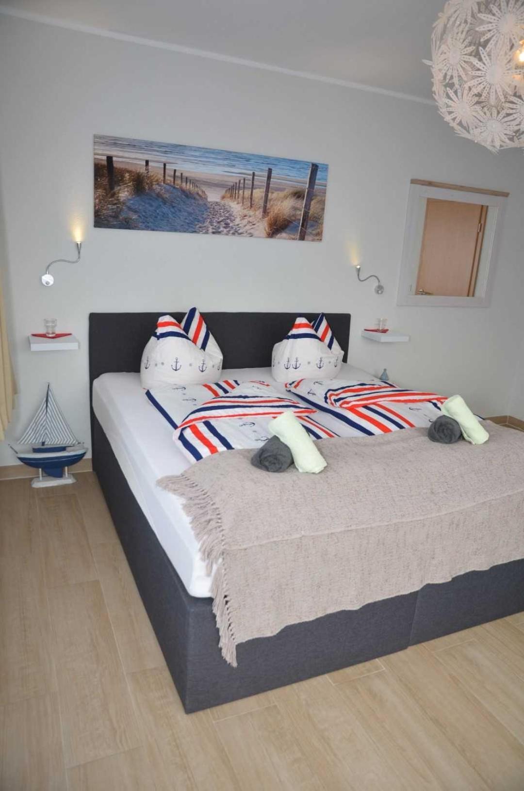 Hotel Zur Seerobbe Κουξχάφεν Εξωτερικό φωτογραφία